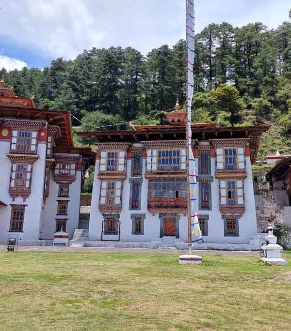 18 Days Bhutan Ladakh Tour