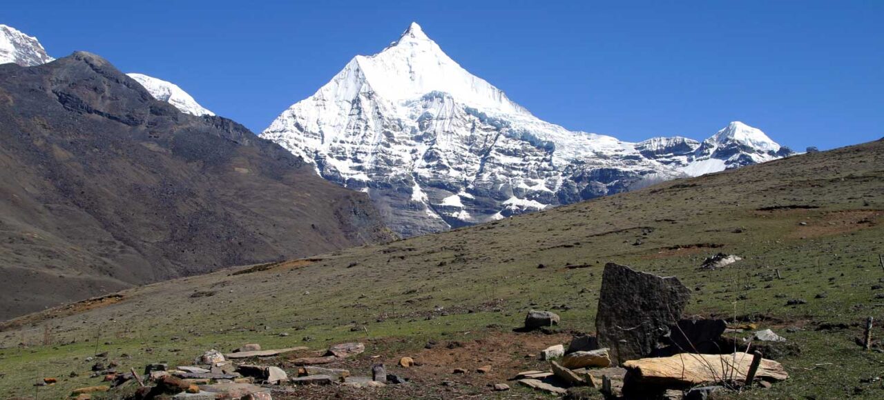 Dur Hot Spring Trek