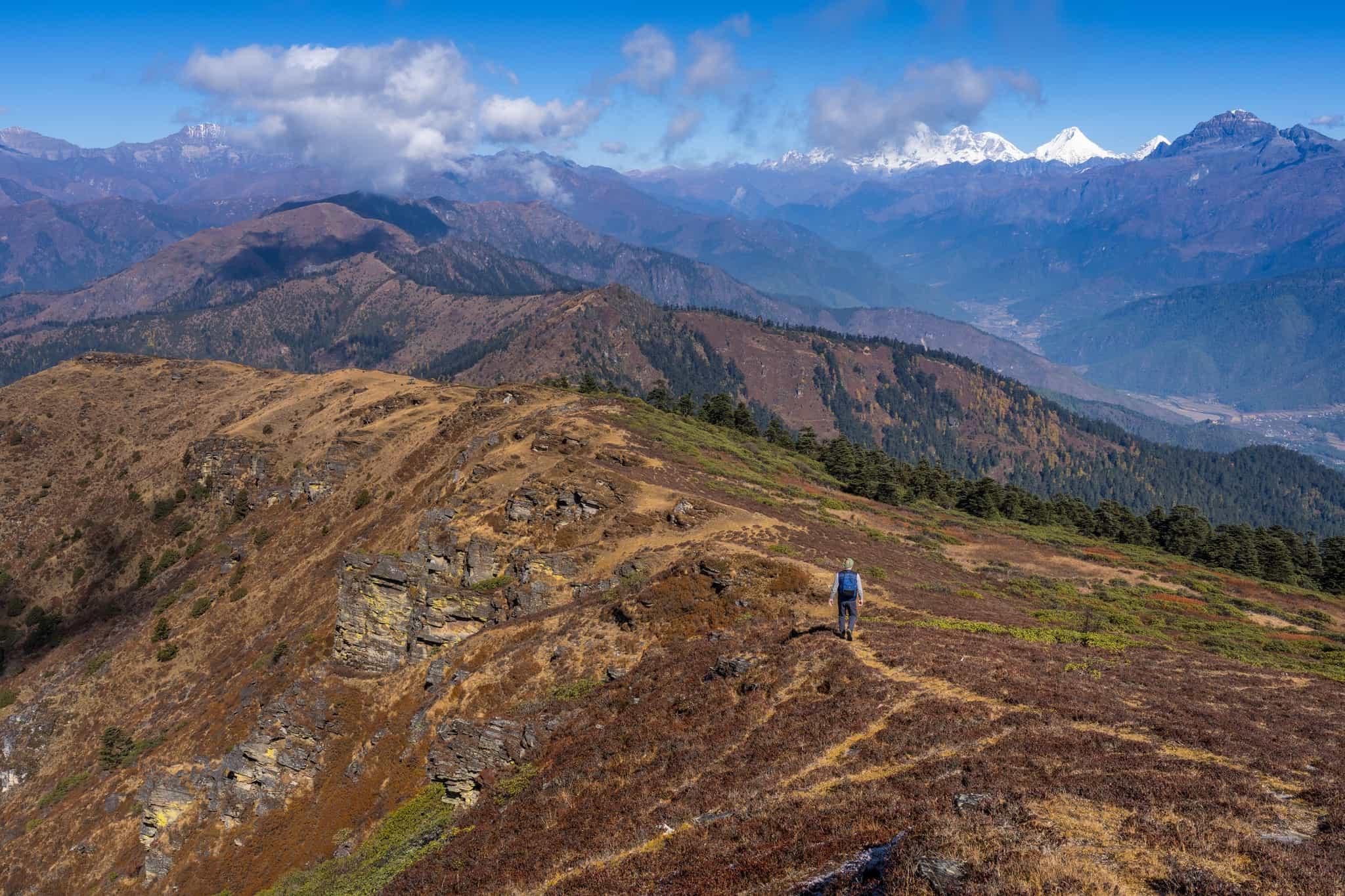 Route: Paro → Jele Dzong → Jangchulakha → Jimilangtsho → Simkota → Phajoding → Thimphu