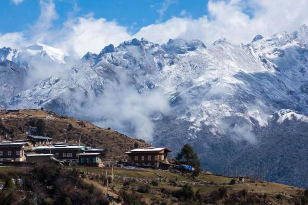 Routes: Thimphu,Punakha,Wangdi & Paro
