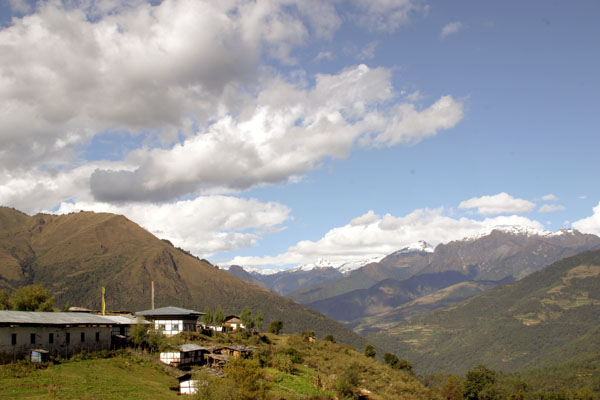 Routes: Wangdue Phodrang → Samtengang → Chuzomsa → Sha → Punakha